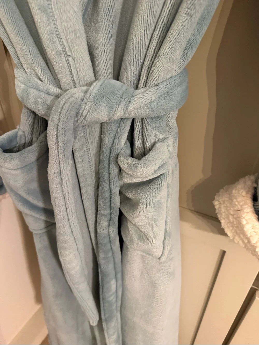 LL Bean Womens Wicked Plush Robe Mid-Length Size Medium Regular Hooded Sherpa